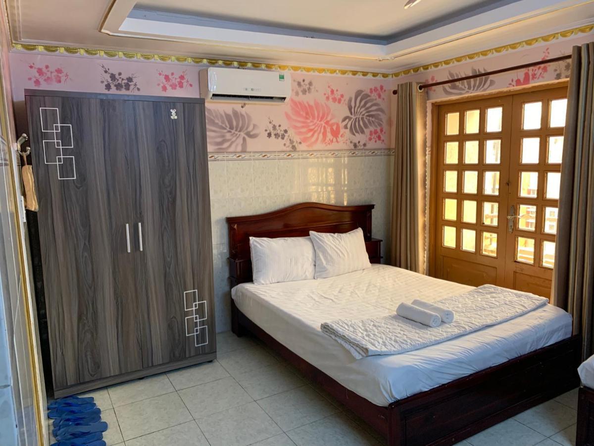 Minh Tuan Hotel Thành Pho Ho Chí Minh Esterno foto